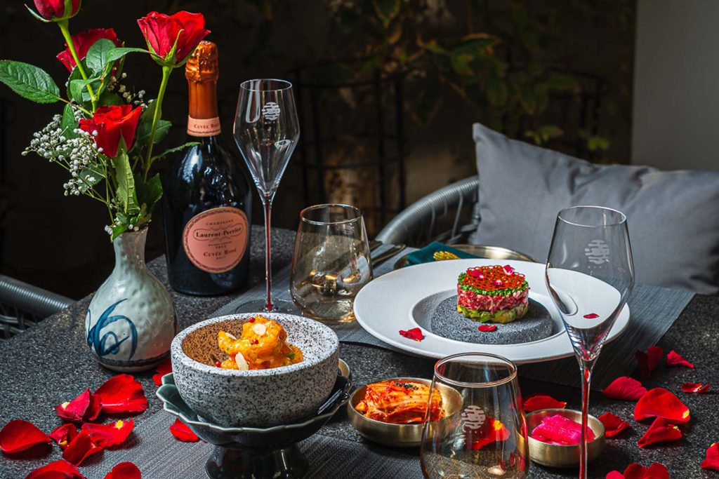 Outdoor dining at Yas Bay Waterfront